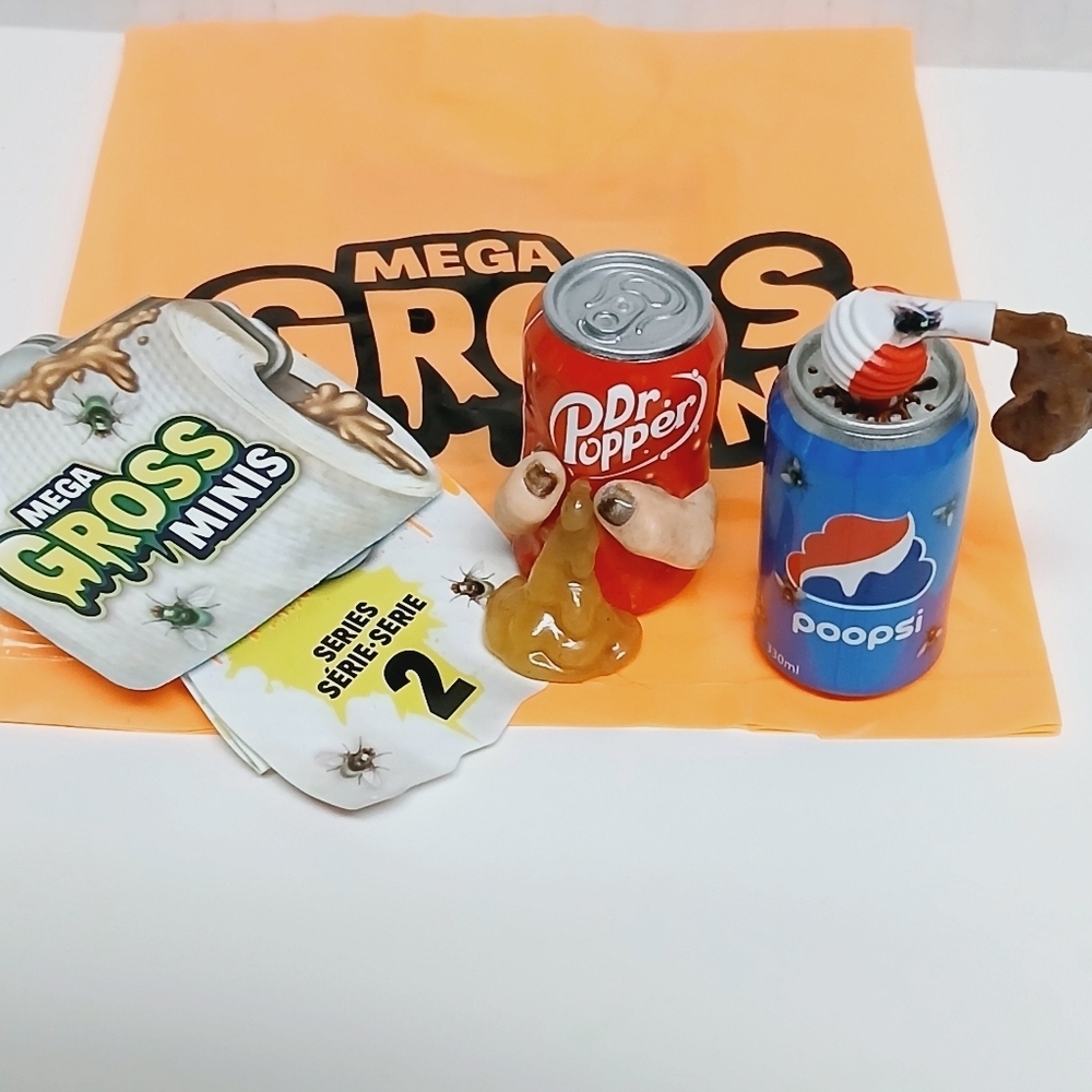 Zuru Mega Gross Minis Series 2 Dr. Popper and Poosi